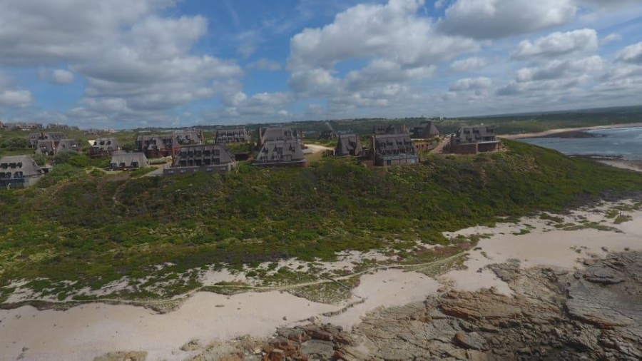 5 Bedroom Property for Sale in Stilbaai Wes Western Cape